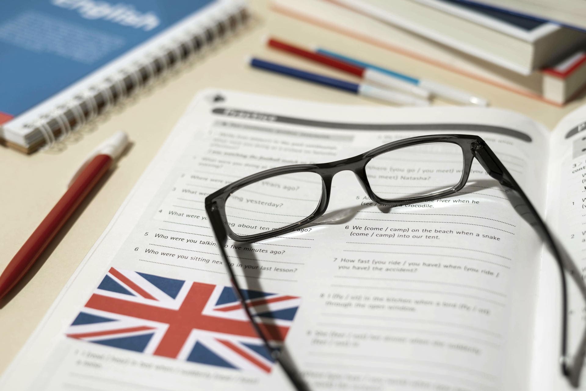 英國研究所申請流程全攻略｜時程、文件與選校重點