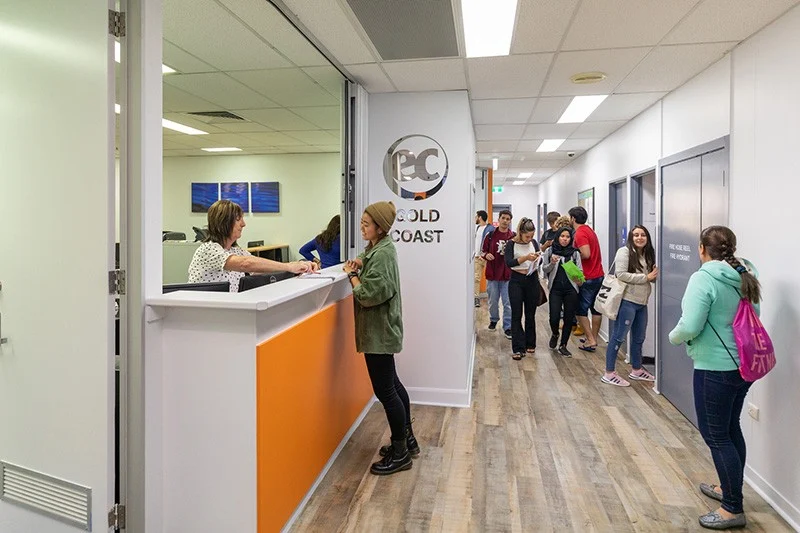 ec_gold_coast_english_school_b_1090x615_0_0_1_1