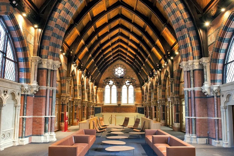 QUB02