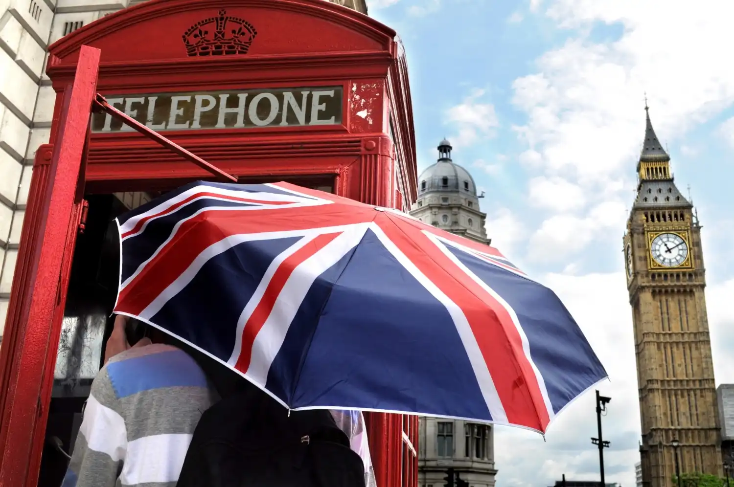 不是有錢人也能去英國？英國留學代辦教你分級預算與學校分層